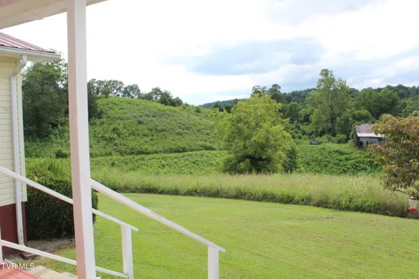 $399,500 | 1704 Balls Chapel Road, Rose Hill, VA 24281