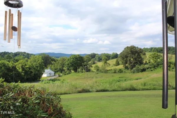 $399,500 | 1704 Balls Chapel Road, Rose Hill, VA 24281