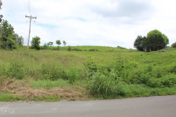 $399,500 | 1704 Balls Chapel Road, Rose Hill, VA 24281