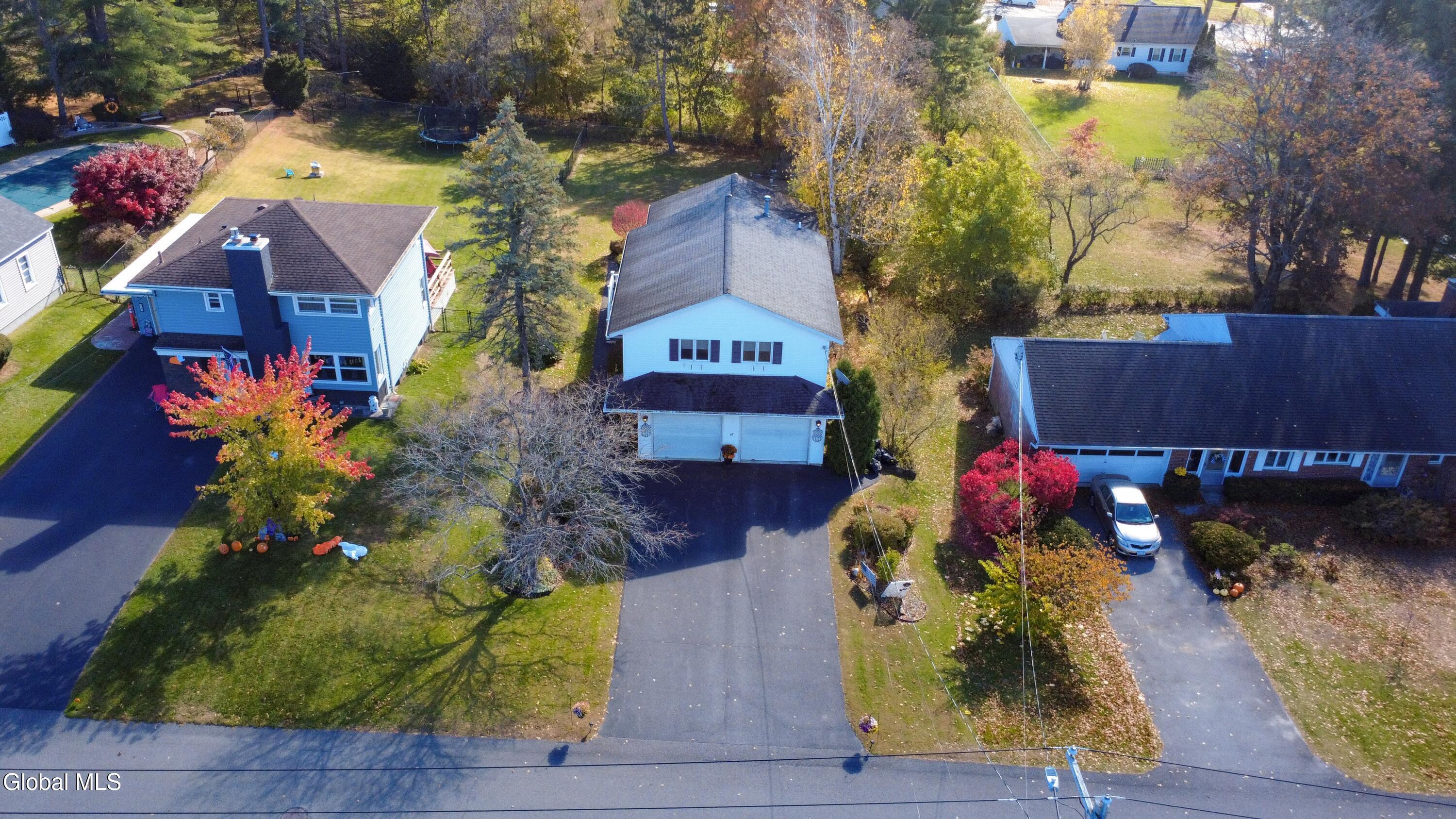 45 Coolidge Road Amsterdam, NY 12010 - Photo 4 of 38 45 Coolidge Rd-3