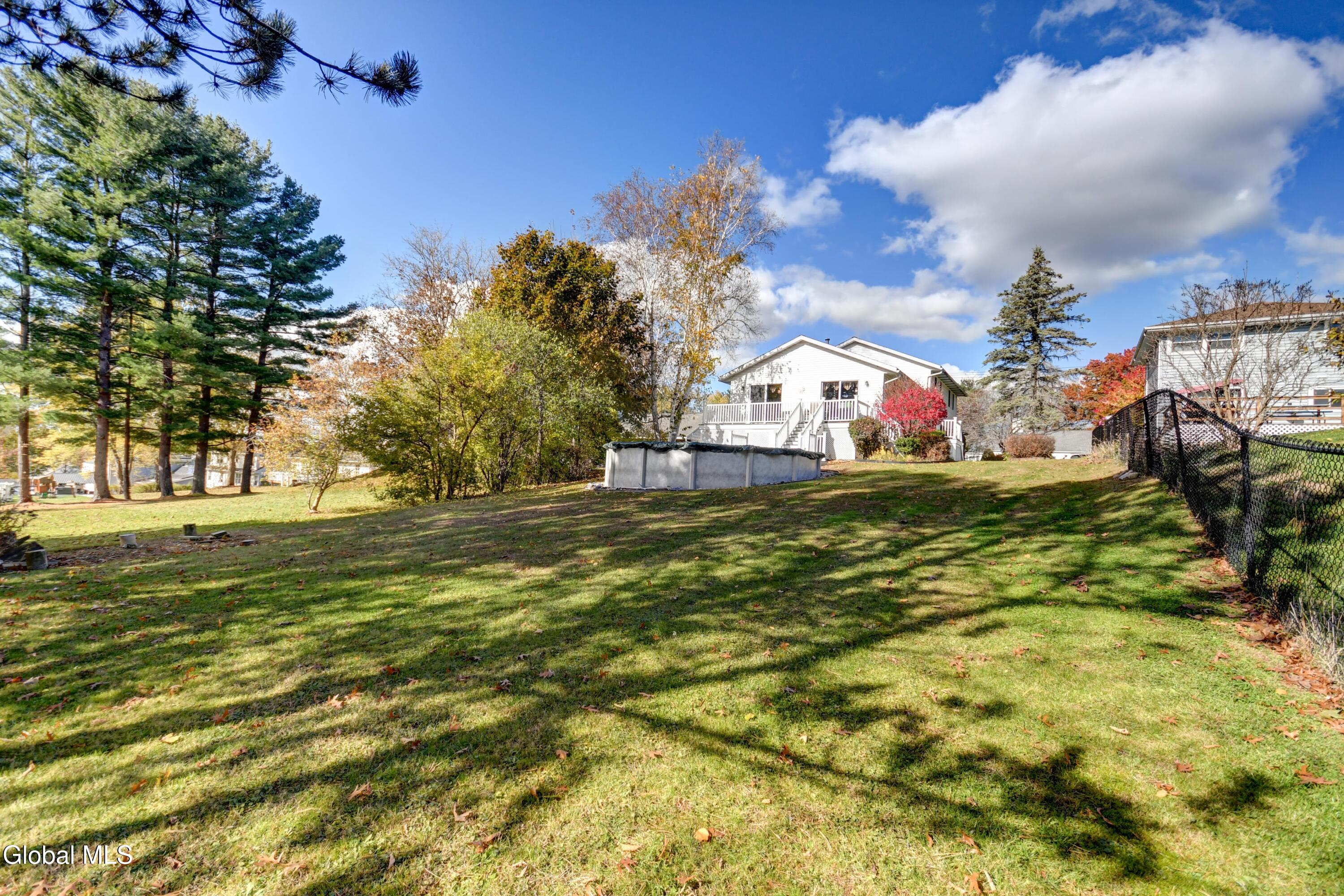 45 Coolidge Road Amsterdam, NY 12010 - Photo 10 of 38 45 Coolidge Rd-9
