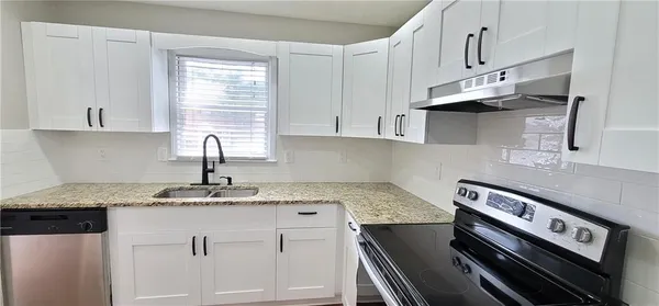 $1,995 | 2846 Webb Bridge Road, Alpharetta, GA 30009