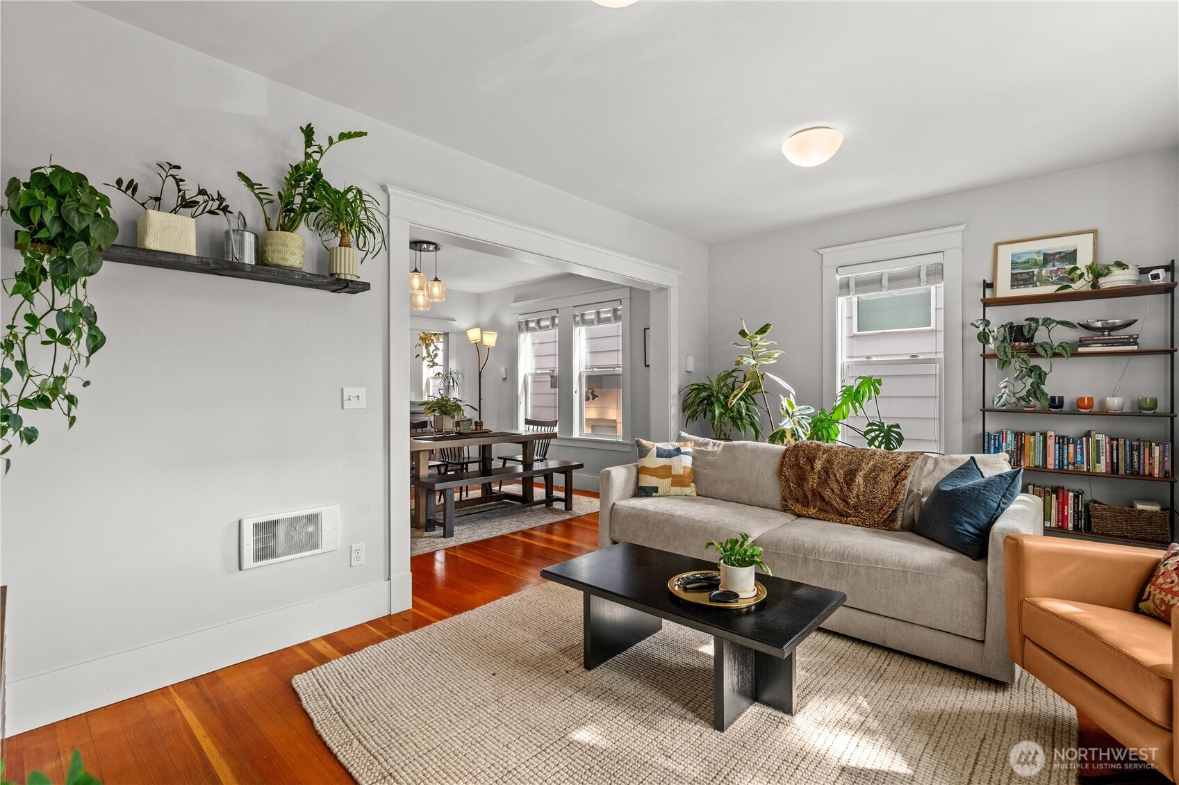 4420 Dayton Avenue North, Unit 2 Seattle, WA 98103 - Photo 11 of 32