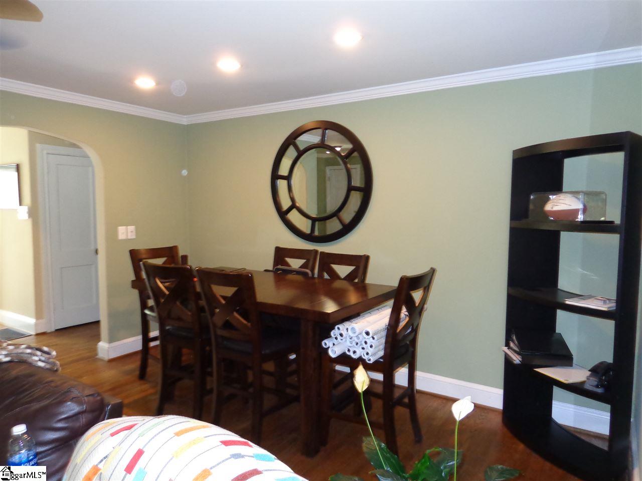 207 Ridgecrest Drive Greenville, SC 29609 - Photo 7 of 22 Gallery Image 7