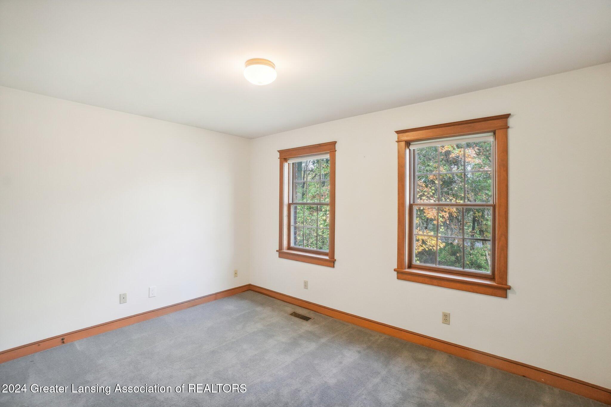 178 Damon Road Haslett, MI 48840 - Photo 21 of 58 Damon Rd-019