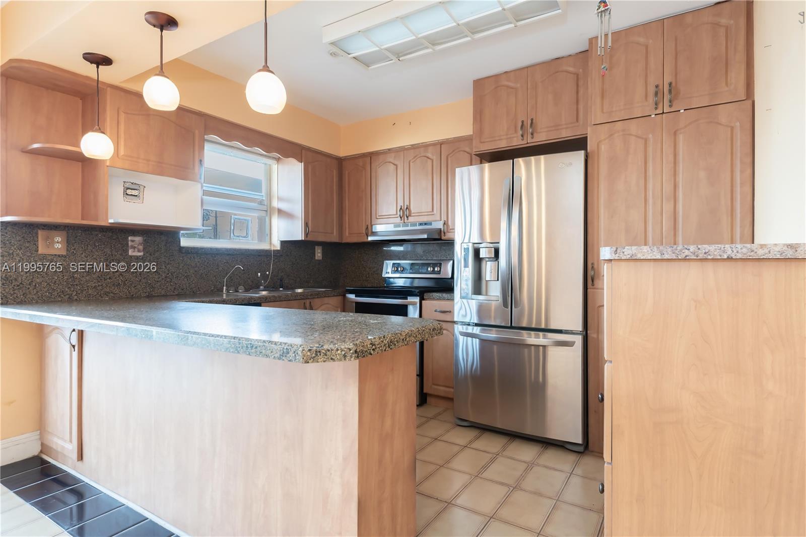 450 Southwest 92nd Avenue, Unit 1 Miami, FL 33174 - Photo 2 of 28