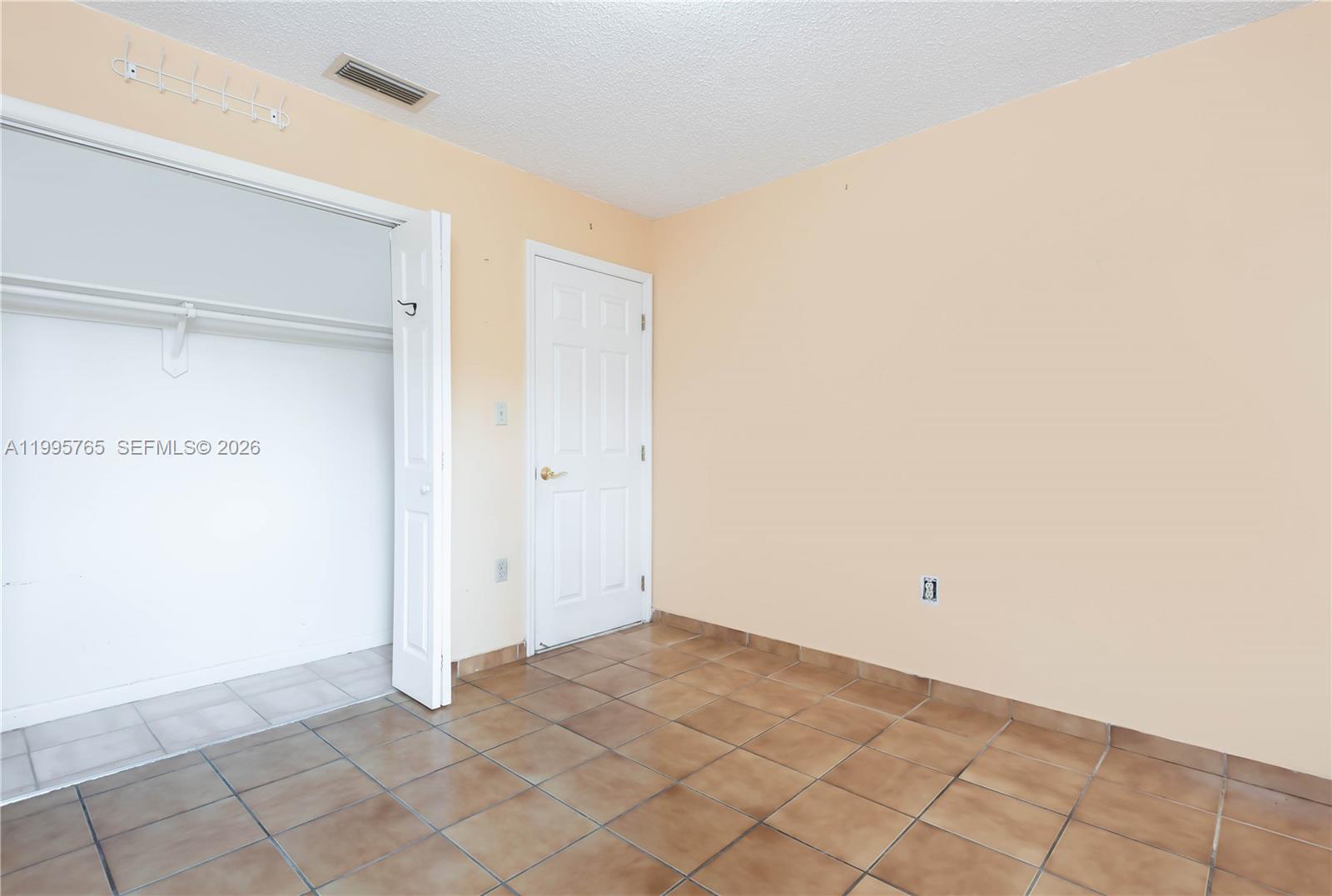 450 Southwest 92nd Avenue, Unit 1 Miami, FL 33174 - Photo 24 of 28