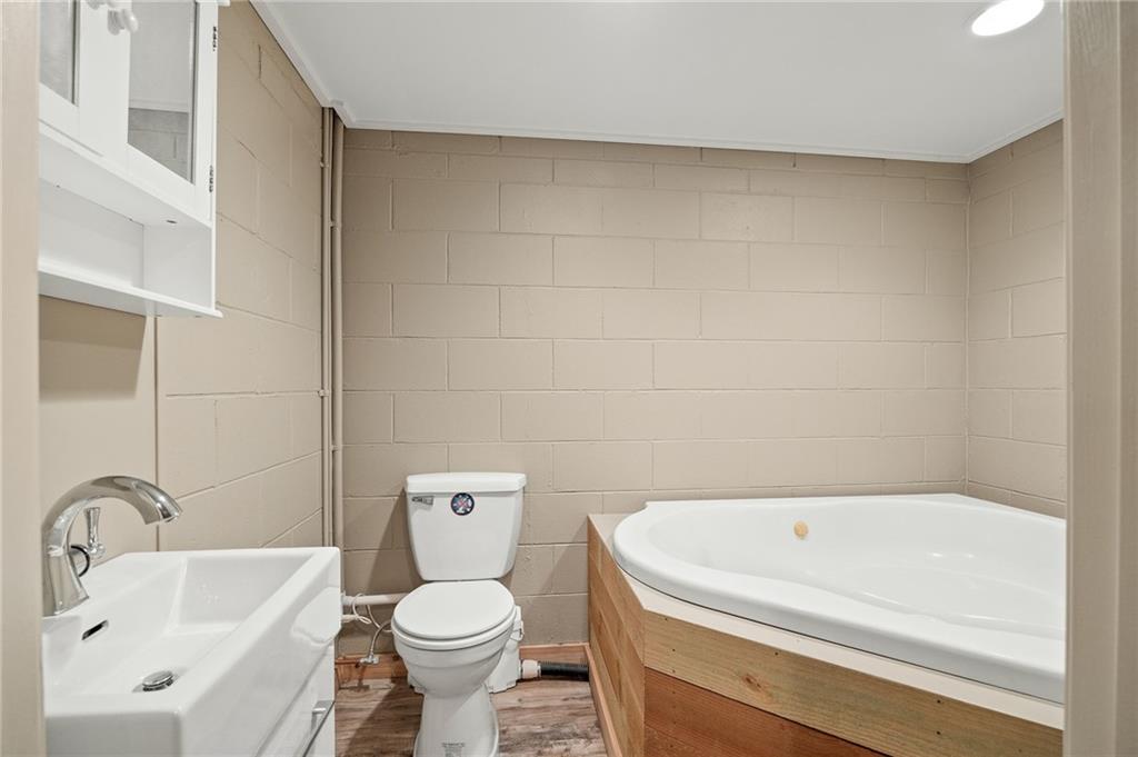 2718 SW Trail St. Joseph, MO 64506 - Photo 33 of 36