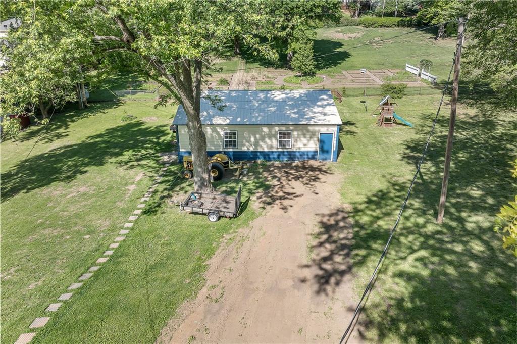 2718 SW Trail St. Joseph, MO 64506 - Photo 6 of 36