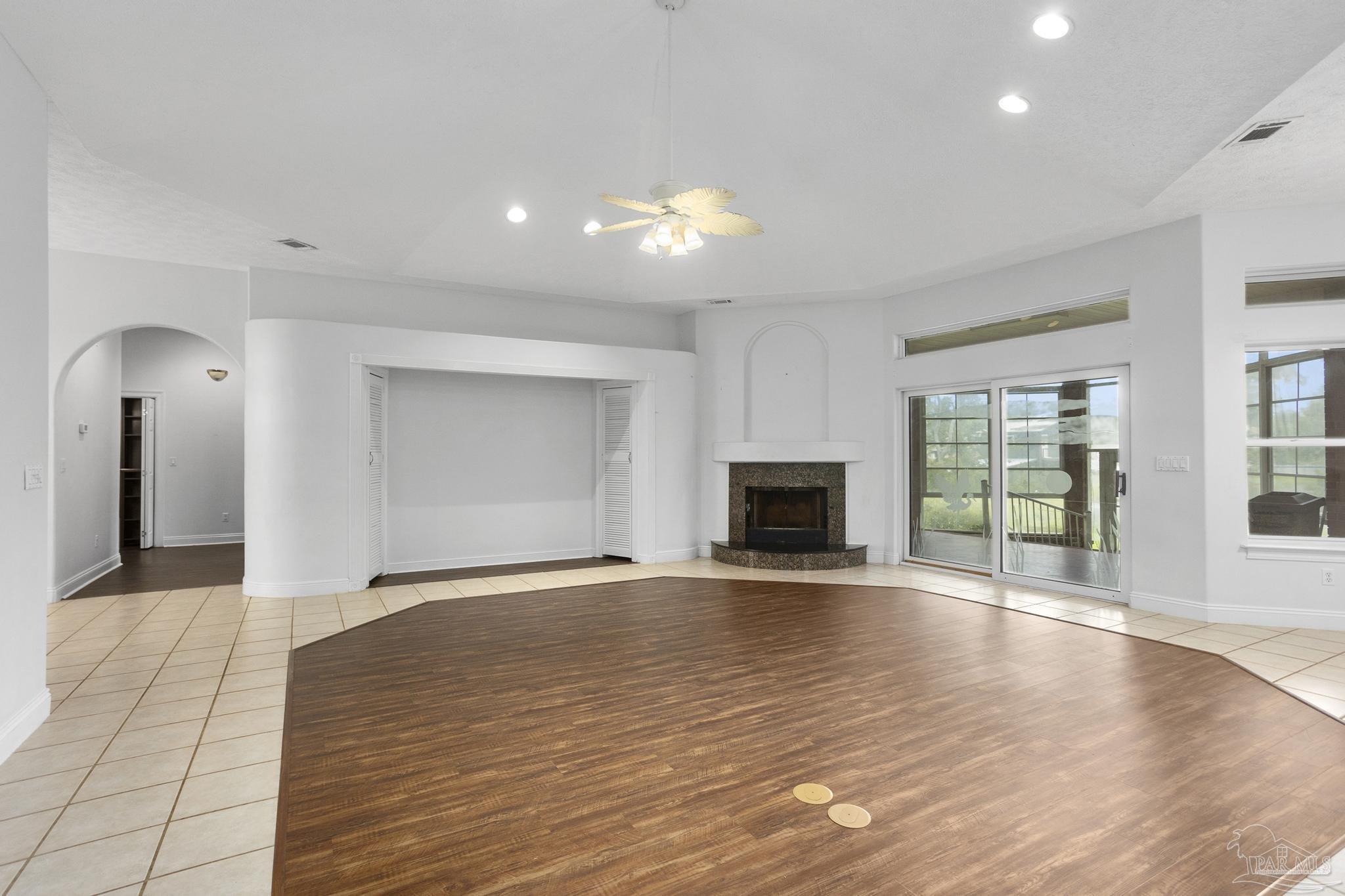 5908 Hurst Hammock Road Pensacola, FL 32526 - Photo 7 of 46