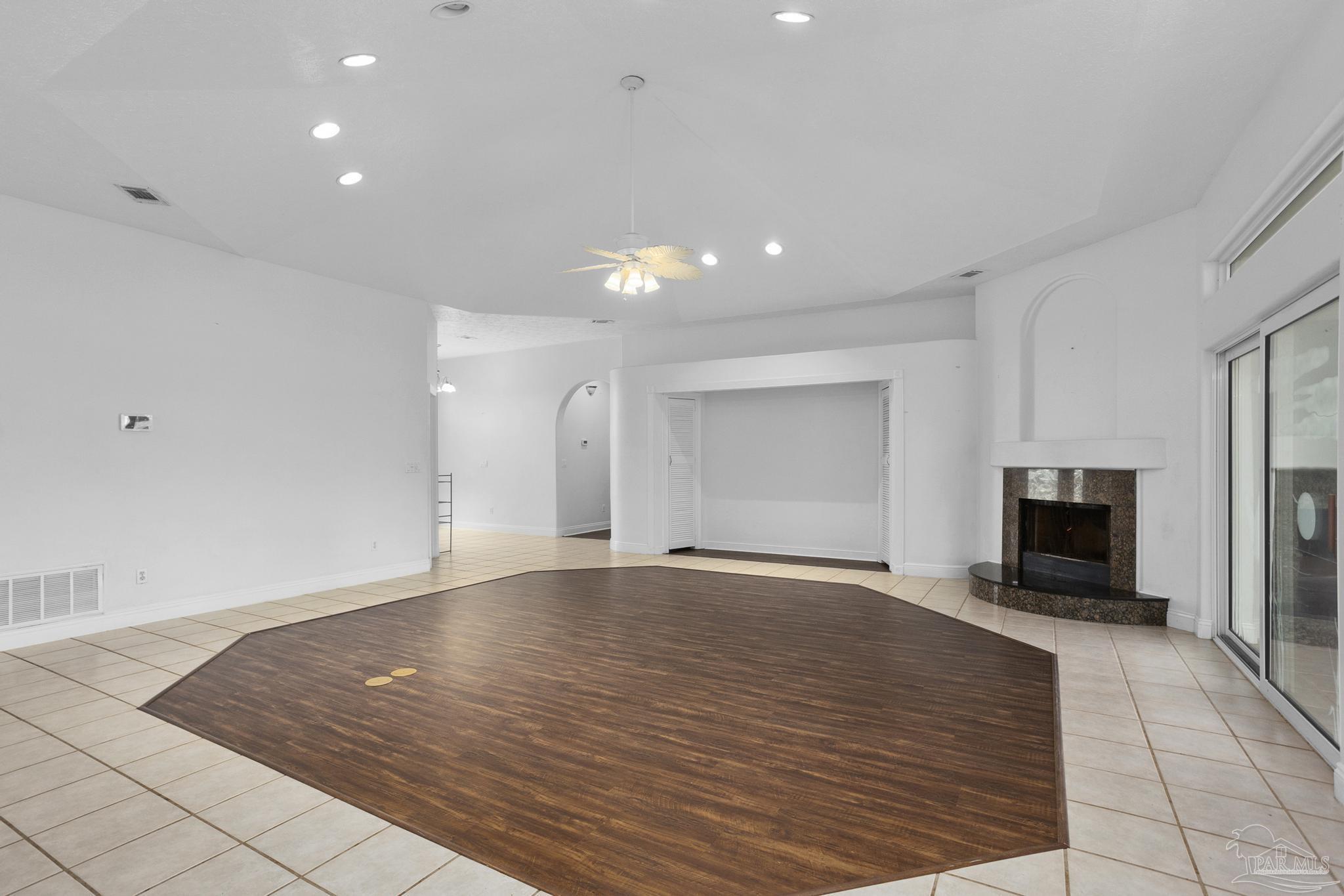 5908 Hurst Hammock Road Pensacola, FL 32526 - Photo 8 of 46