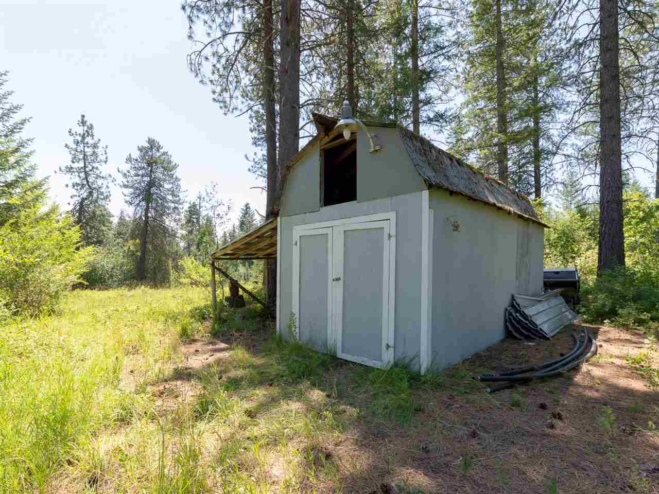 4689 A Price Road Clayton, WA 99110 - Photo 2 of 20