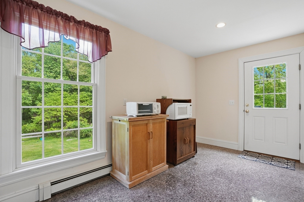 332 Division Road Dartmouth, MA 02748 - Photo 32 of 42 Gallery Image 32