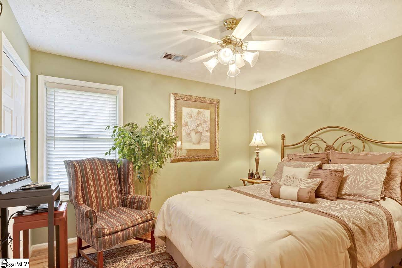 310 Shackleburg Road Anderson, SC 29621 - Photo 11 of 25