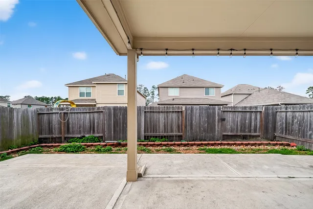 $2,400 | 25048 Adams Canyon Drive, Porter, TX 77365