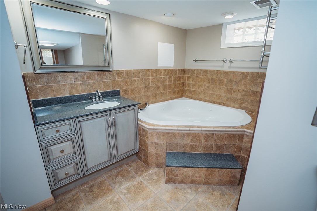 275 Trease Road Wadsworth, OH 44281 - Photo 16 of 31 Gallery Image 16
