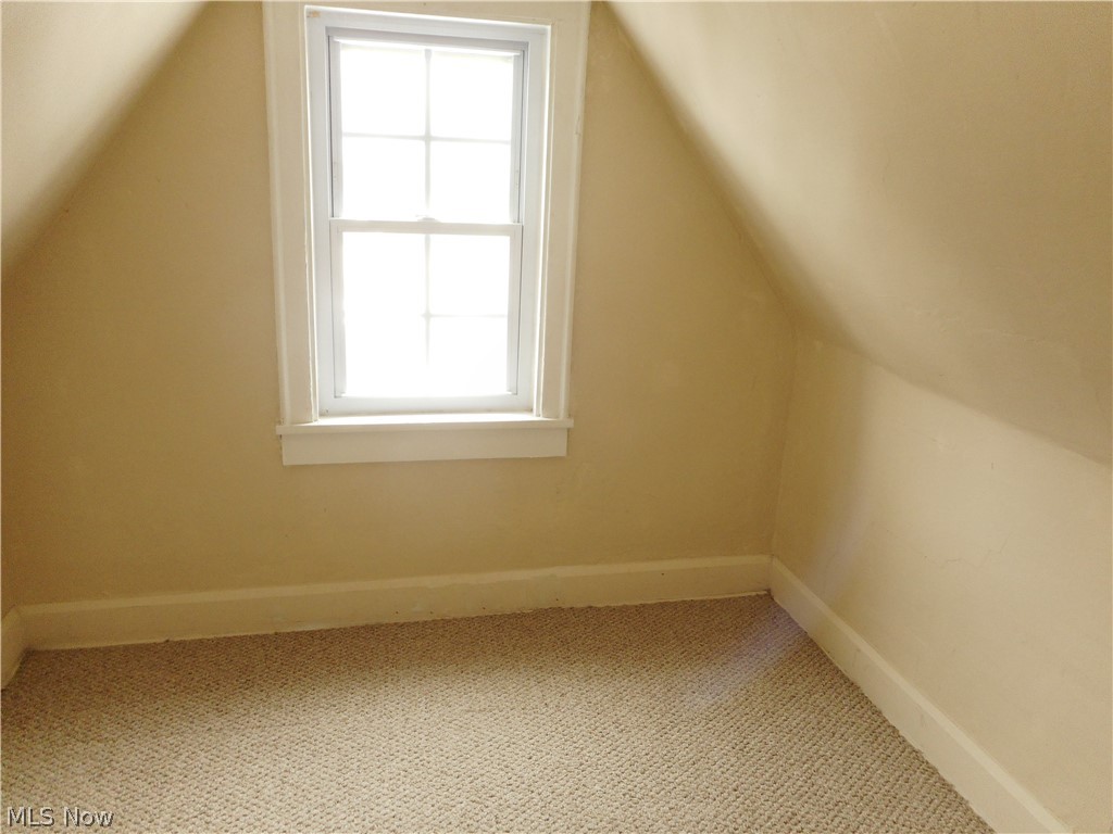 3554 Tullamore Road Cleveland, OH 44118 - Photo 19 of 28 Third Floor Bedroom Walk-In Closet