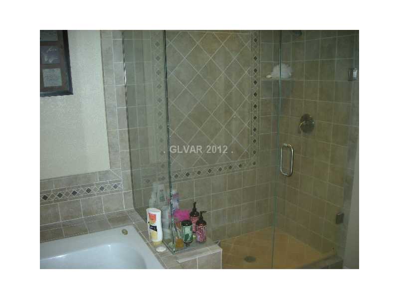 1802 Nuevo Road Henderson, NV 89014 - Photo 10 of 12 Master Bath/Spa.