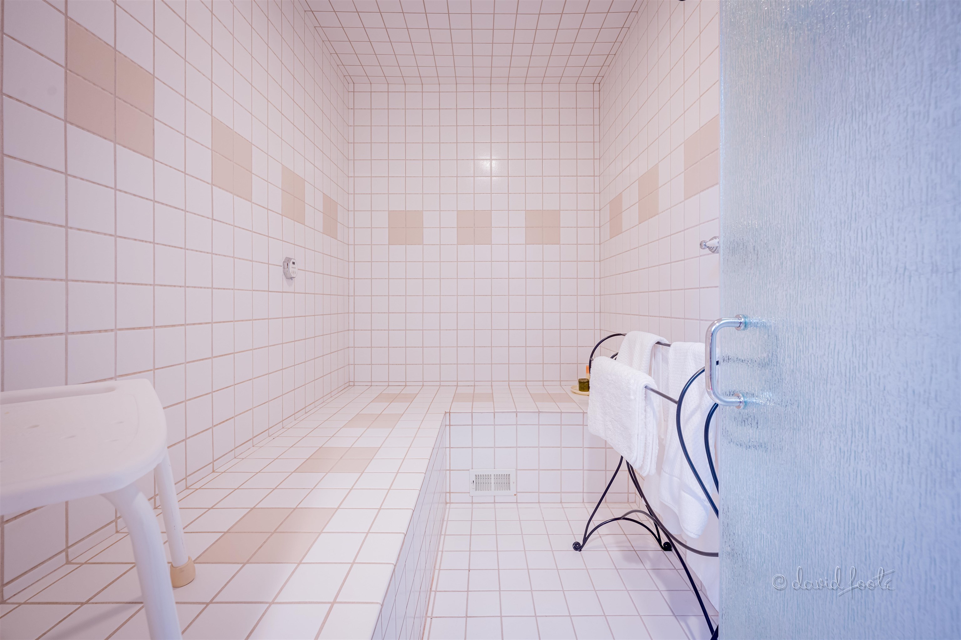 49 High Ridge Run Galena, IL 61036 - Photo 56 of 81 a bathroom with a shower