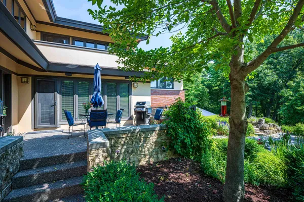 $1,190,000 | 49 High Ridge Run, Galena, IL 61036