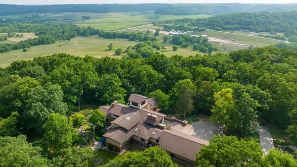 $1,190,000 | 49 High Ridge Run, Galena, IL 61036