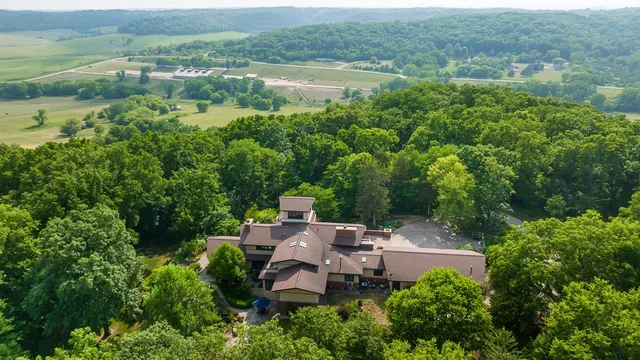 $1,190,000 | 49 High Ridge Run, Galena, IL 61036