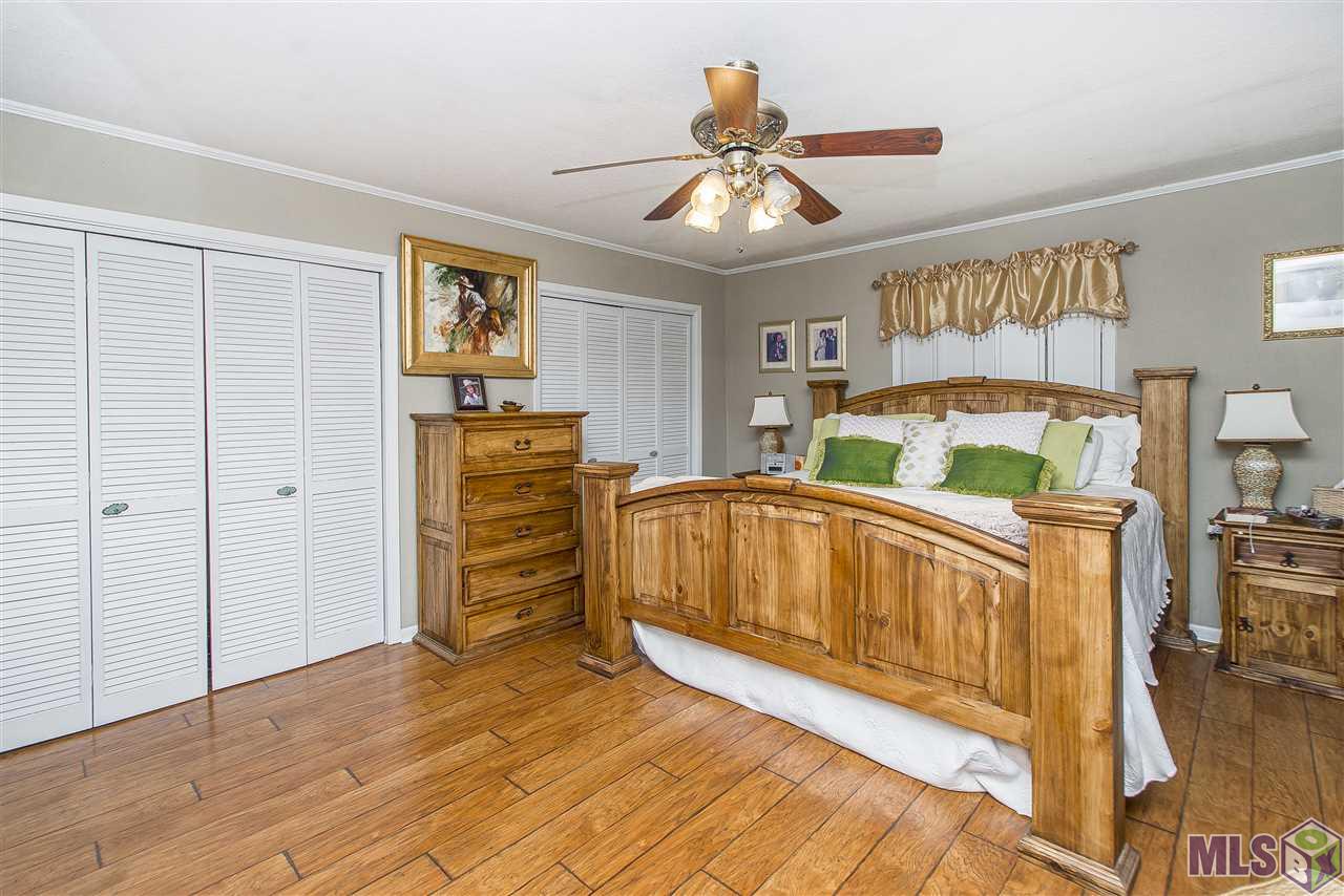 7072 Wayne Floyd Road Gonzales, LA 70737 - Photo 8 of 20 Gallery Image 8