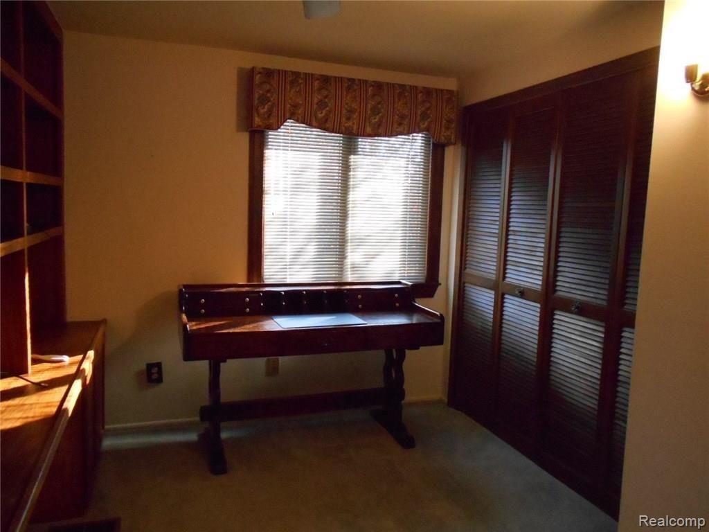 2060 Chalet Drive Rochester, MI 48309 - Photo 20 of 26 Bedroom number 4