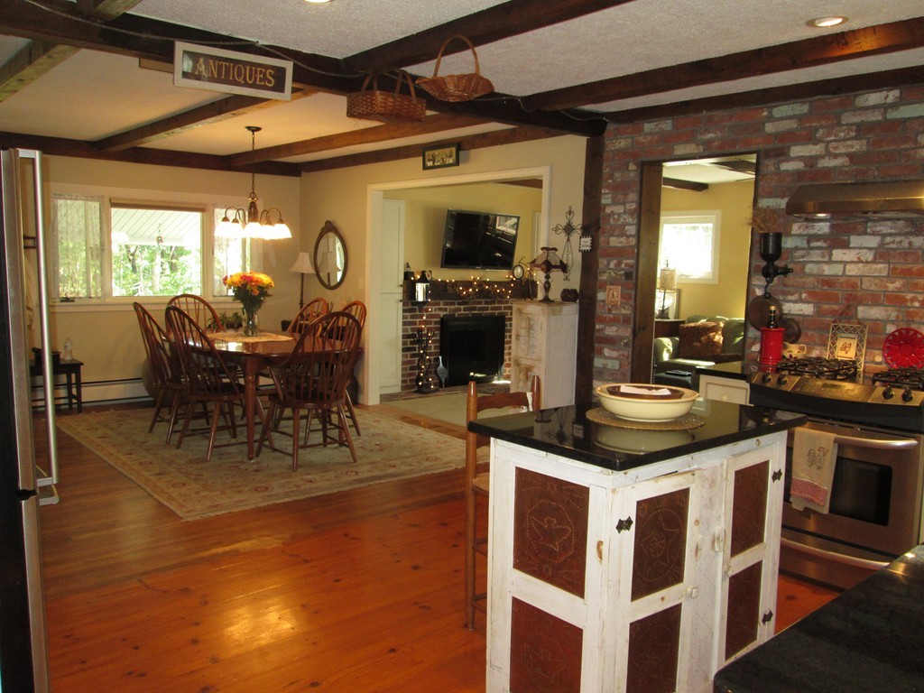 12 Barker Hill Road Townsend, MA 01469 - Photo 7 of 16