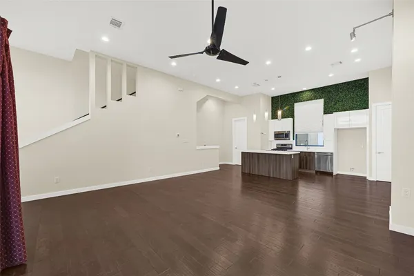 $389,998 | 2317 Eagle Street, Houston, TX 77004