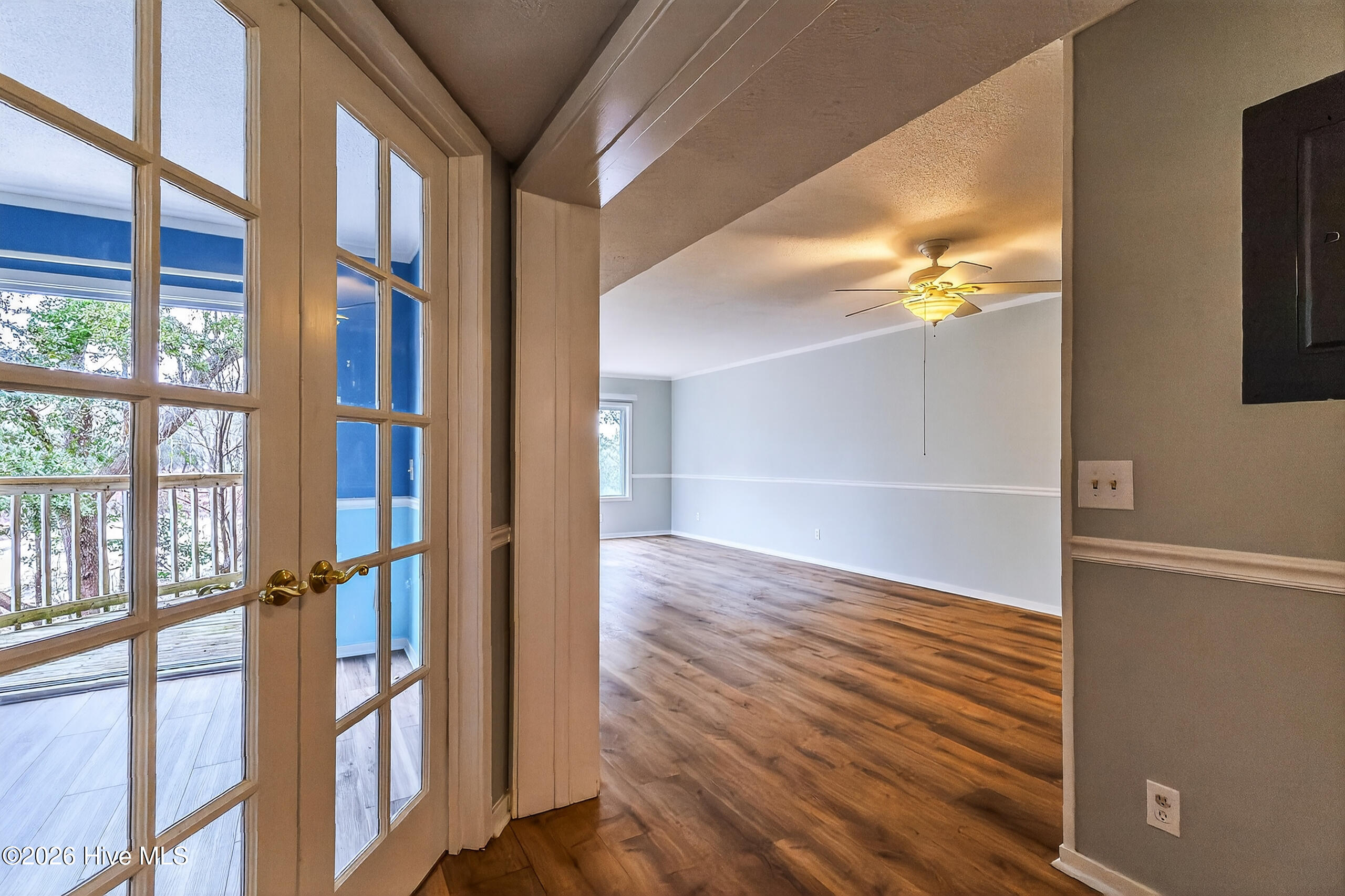 650 Salter Path Road, Unit 103 Pine Knoll Shores, NC 28512 - Photo 5 of 21 IMG_6618-HDR