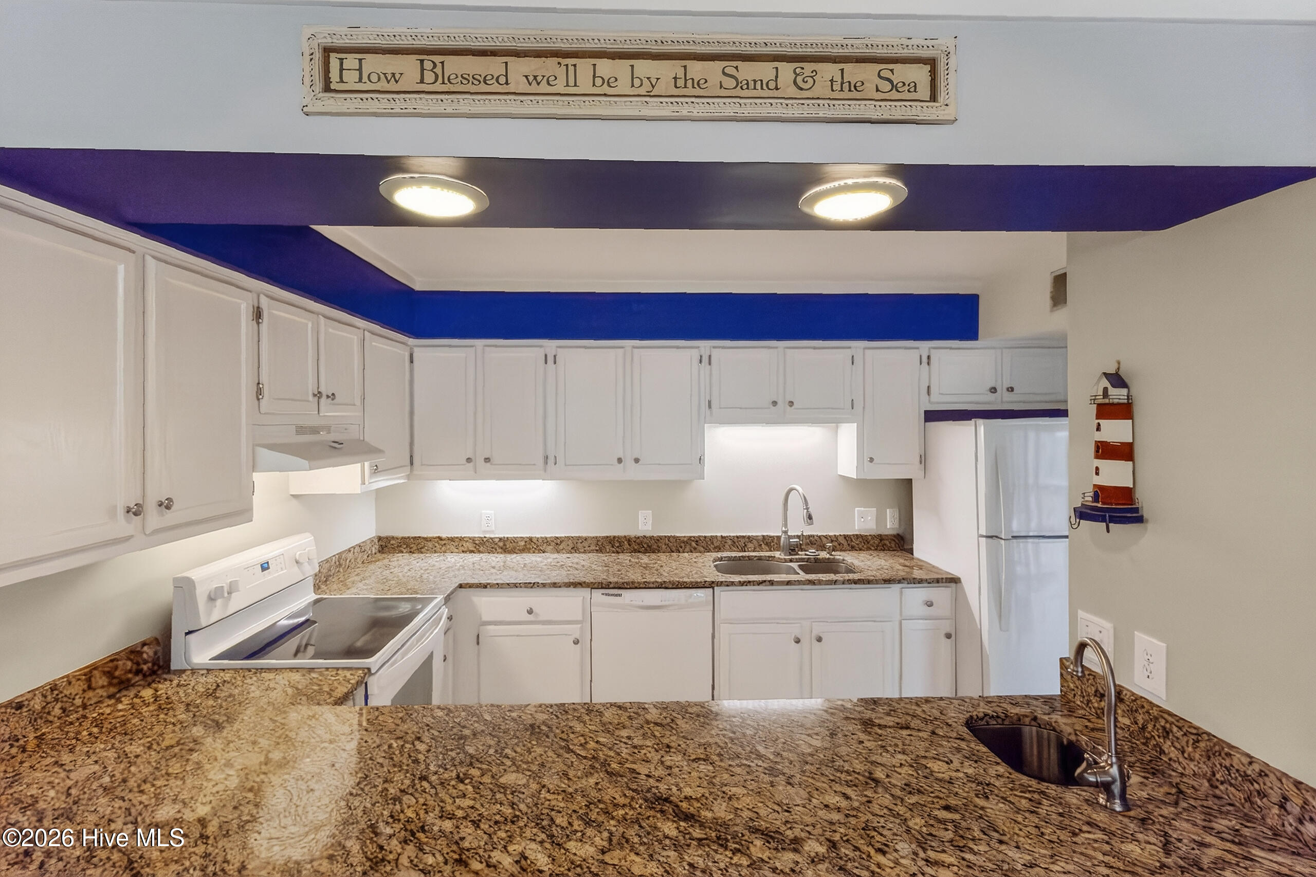 650 Salter Path Road, Unit 103 Pine Knoll Shores, NC 28512 - Photo 6 of 21 IMG_6824-HDR