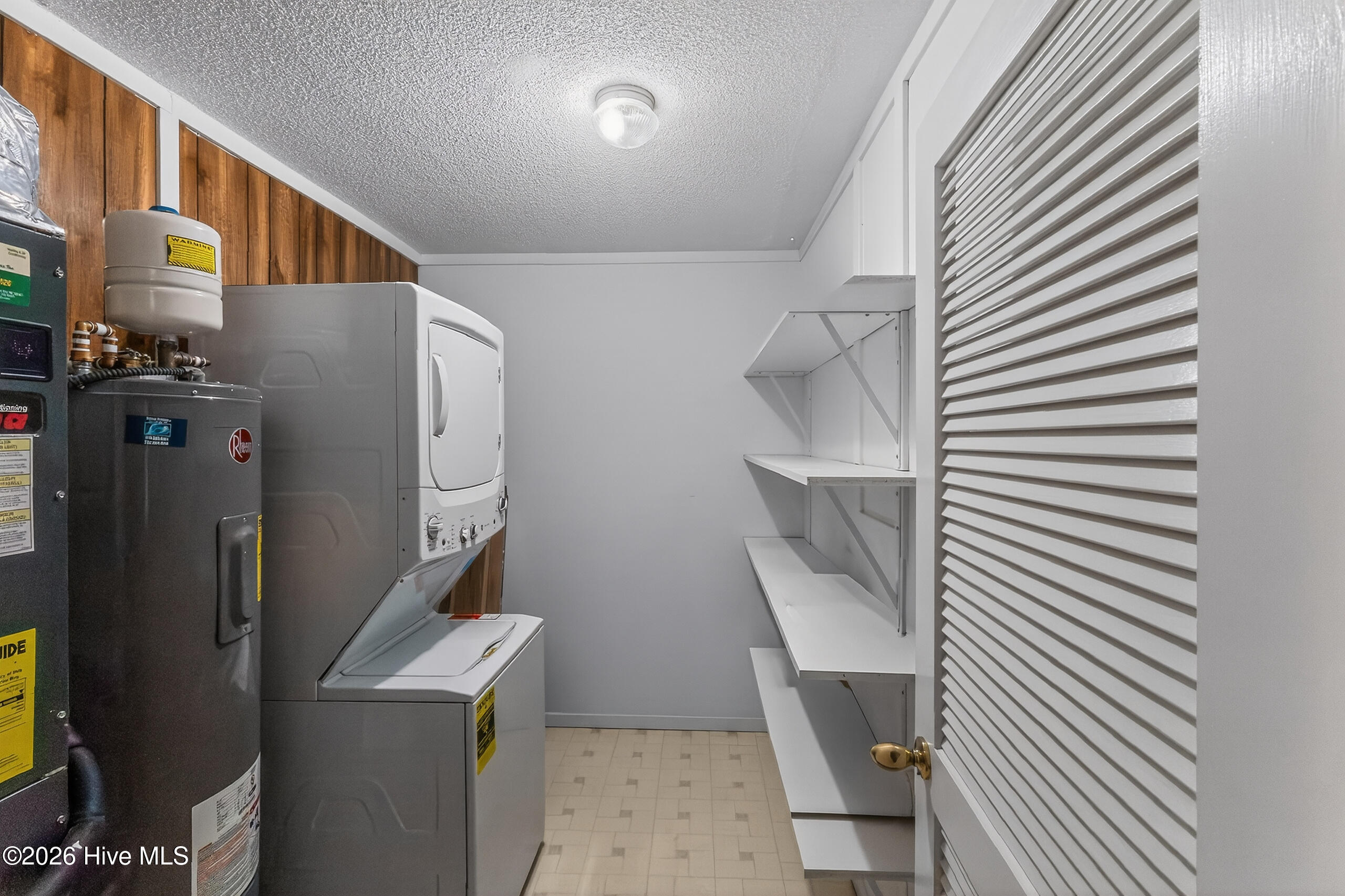 650 Salter Path Road, Unit 103 Pine Knoll Shores, NC 28512 - Photo 8 of 21 IMG_6681-HDR