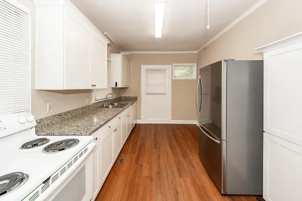 $2,450 | 1623 Juniper Street, Charleston, SC 29407