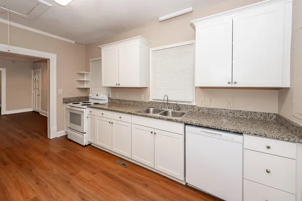 $2,450 | 1623 Juniper Street, Charleston, SC 29407