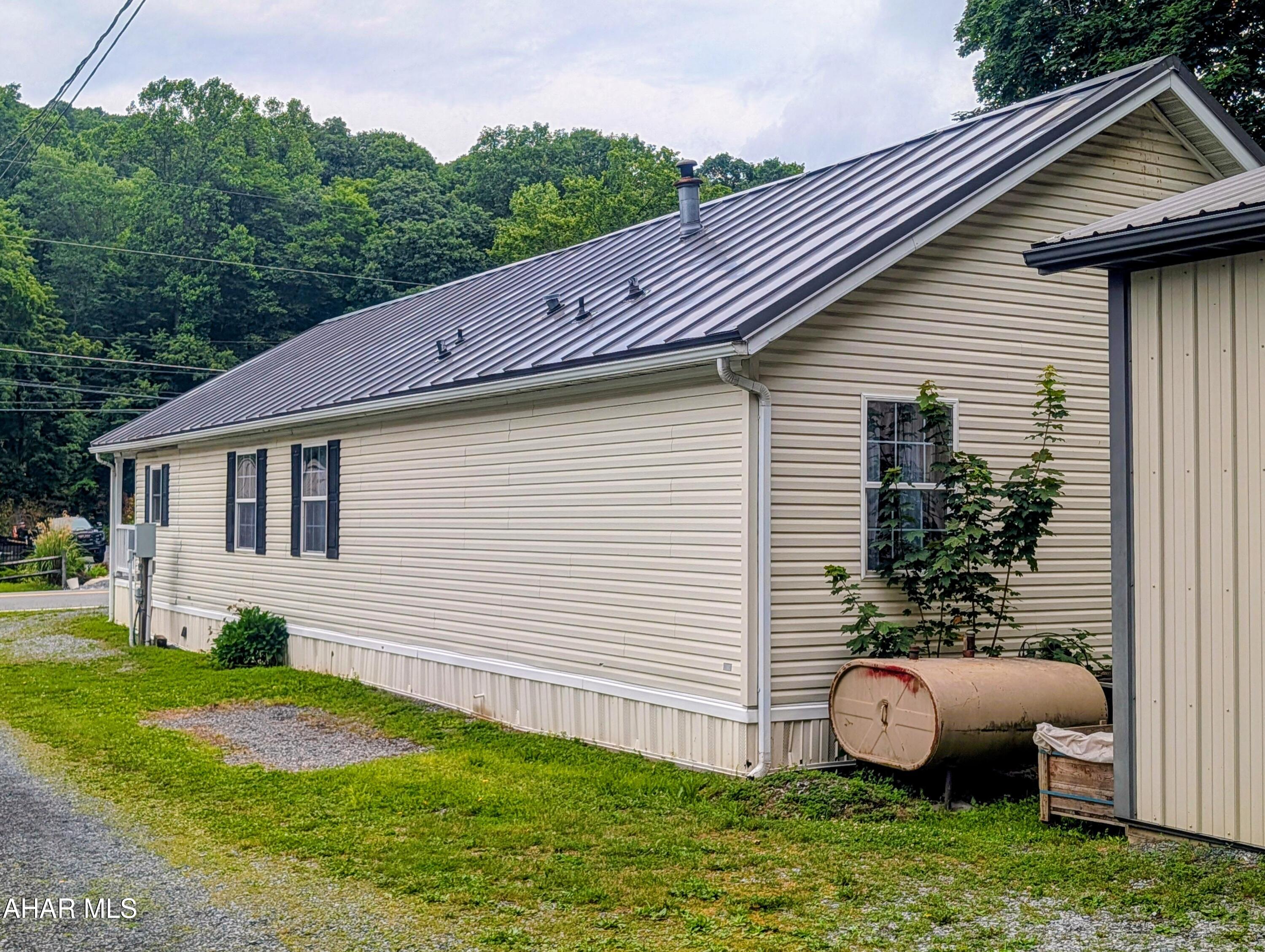 750 Six Mile Run Road Defiance, PA 16633 - Photo 8 of 38