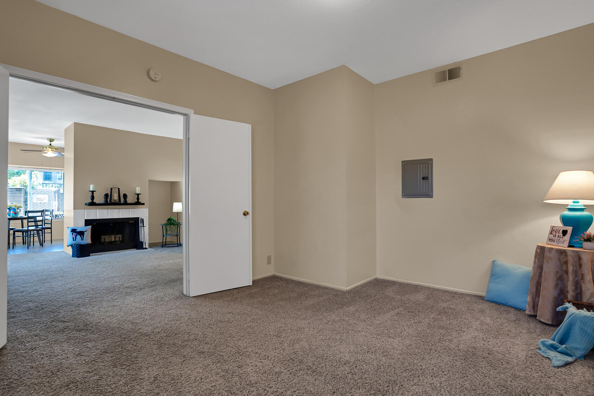 249 Ridgetop Drive, Unit 141 Redding, CA 96003 - Photo 19 of 25 Bedroom 2/Office