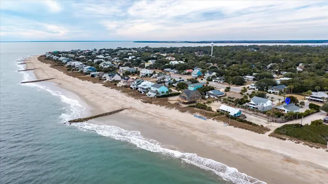 $1,400,000 | 2002 Palmetto Boulevard, Edisto Island, SC 29438