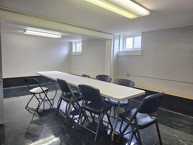 a view of empty room