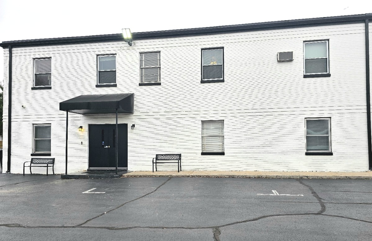 1510 Memorial Boulevard Murfreesboro, TN 37130 - Photo 2 of 17