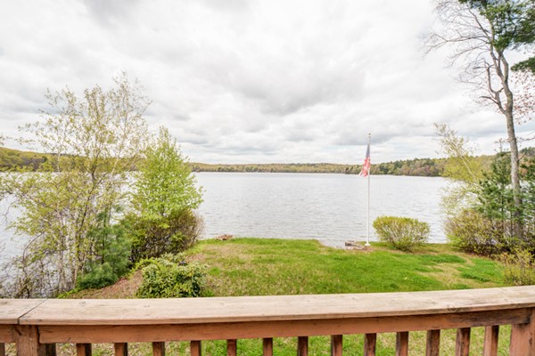 76 Bigelow Road Douglas, MA 01516 - Photo 12 of 23 Gallery Image 12
