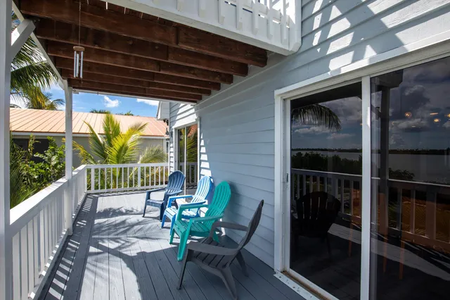 $1,025,000 | 231 West Indies Drive, Summerland Key, FL 33042