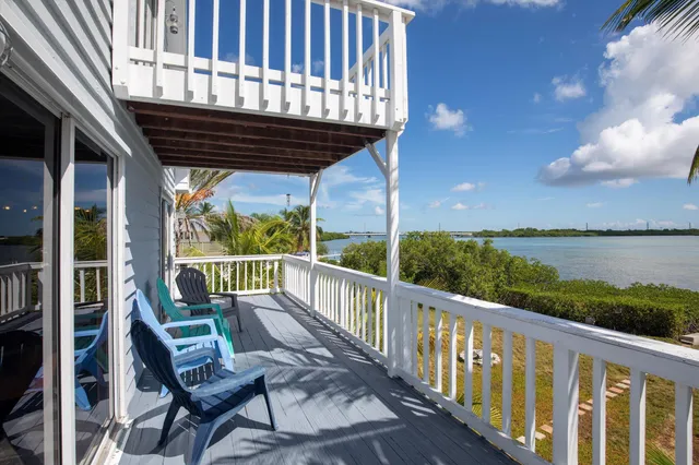 $1,025,000 | 231 West Indies Drive, Summerland Key, FL 33042