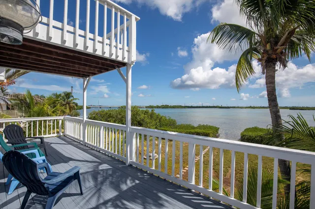 $1,025,000 | 231 West Indies Drive, Summerland Key, FL 33042