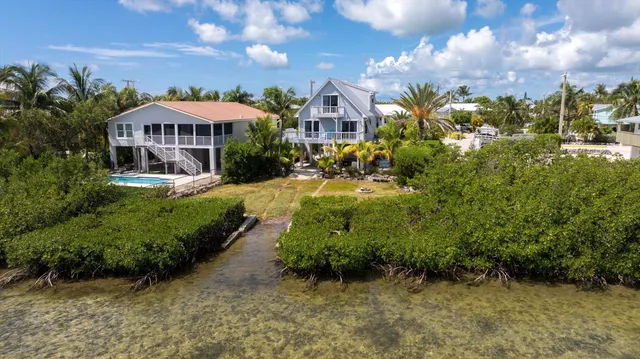 $1,025,000 | 231 West Indies Drive, Summerland Key, FL 33042