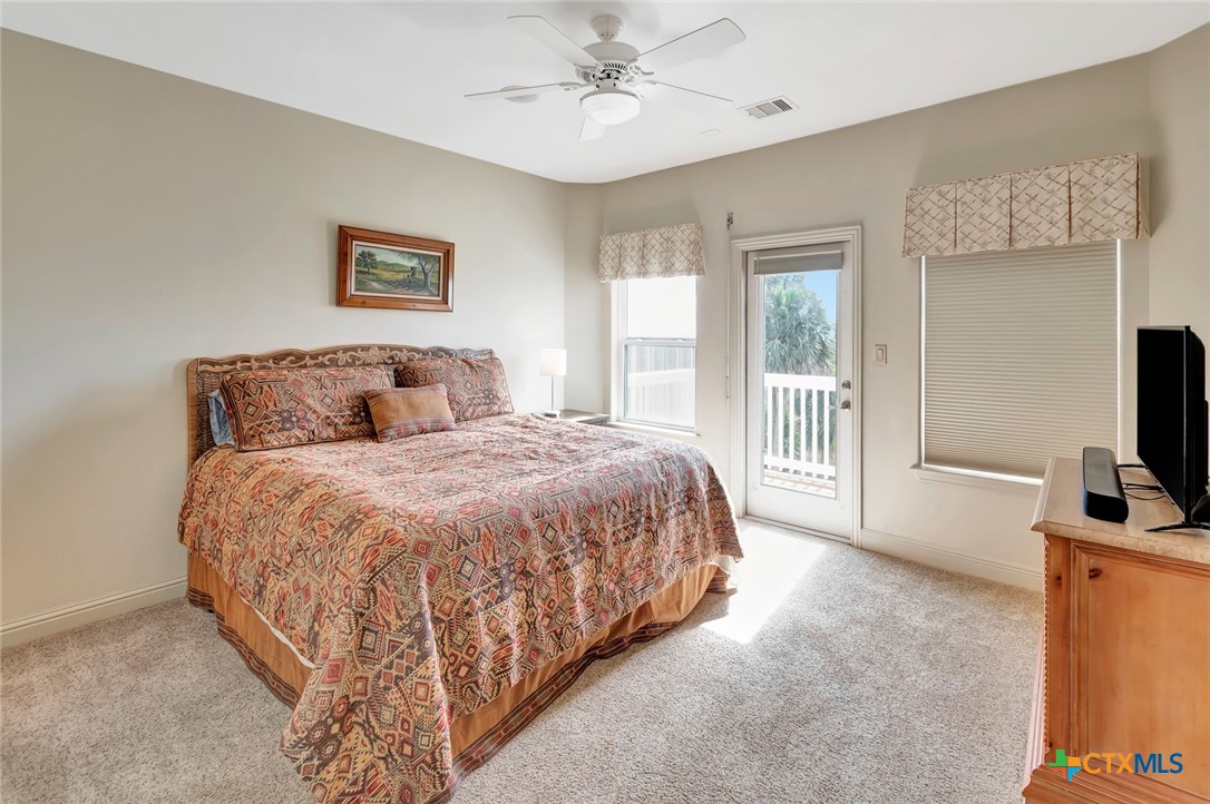 8036 Highway 316 Port Lavaca, TX 77979 - Photo 12 of 39