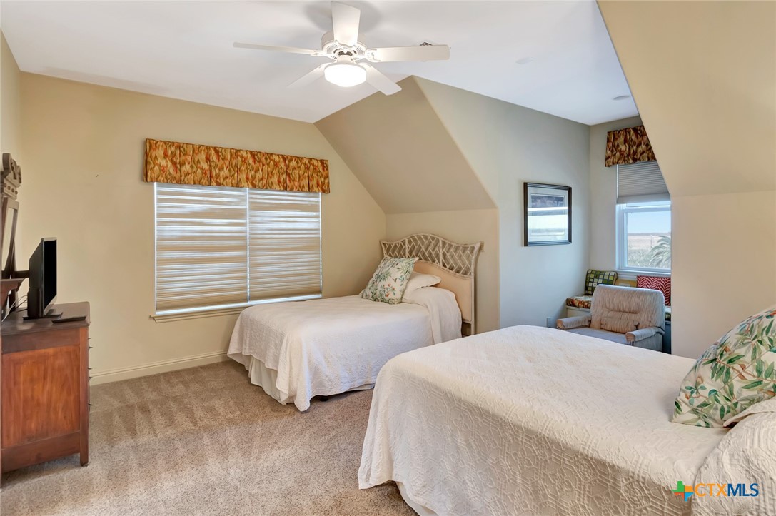 8036 Highway 316 Port Lavaca, TX 77979 - Photo 15 of 39