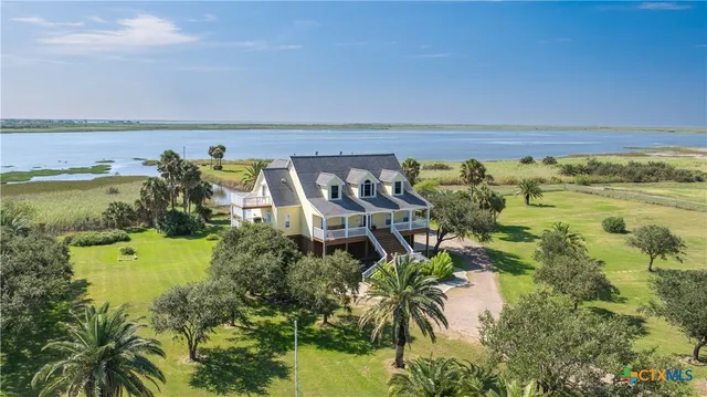 $998,500 | 8036 Highway 316, Port Lavaca, TX 77979