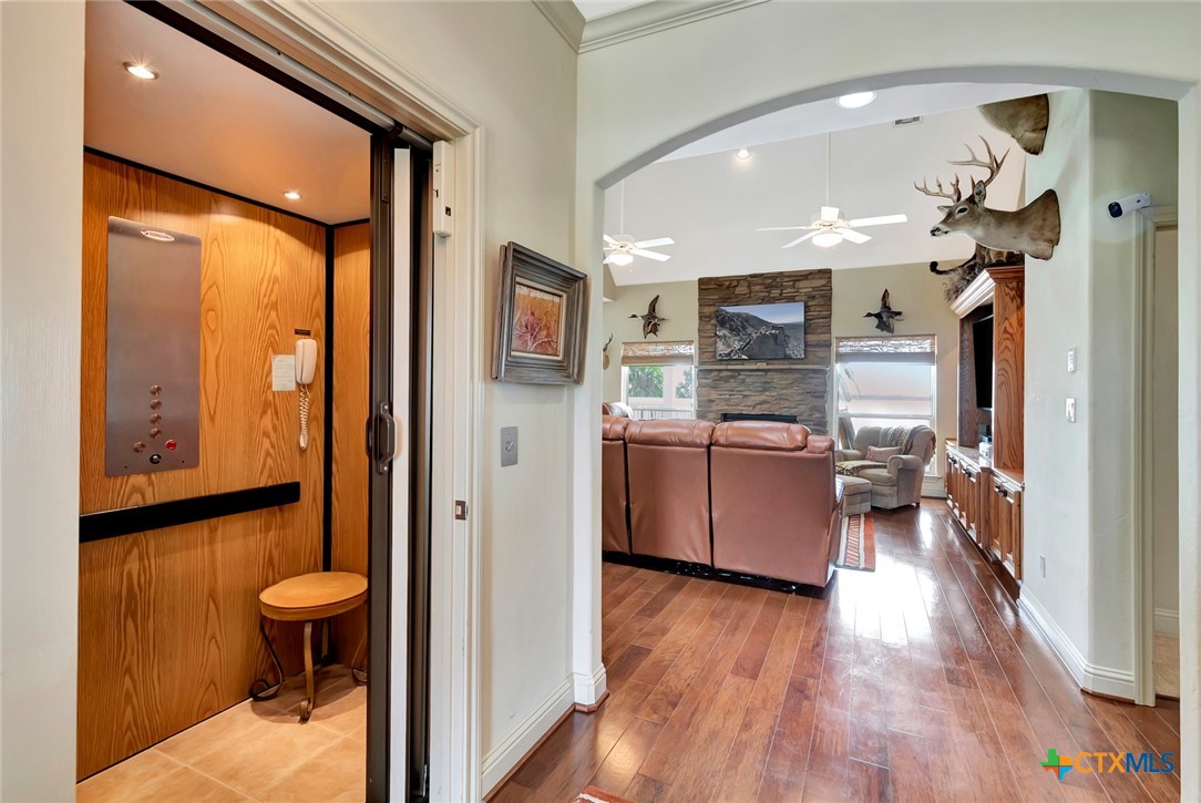 8036 Highway 316 Port Lavaca, TX 77979 - Photo 8 of 39