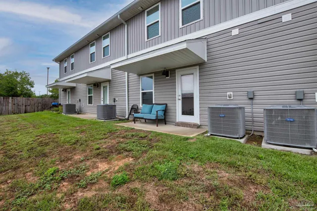 $1,950 | 6316 Grove Park Drive, Pensacola, FL 32504